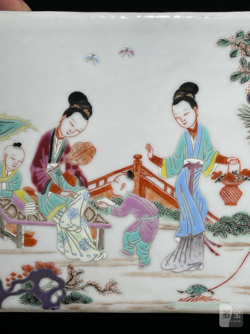 民国 粉彩四妃十六子纹方花盆一对 - 图9